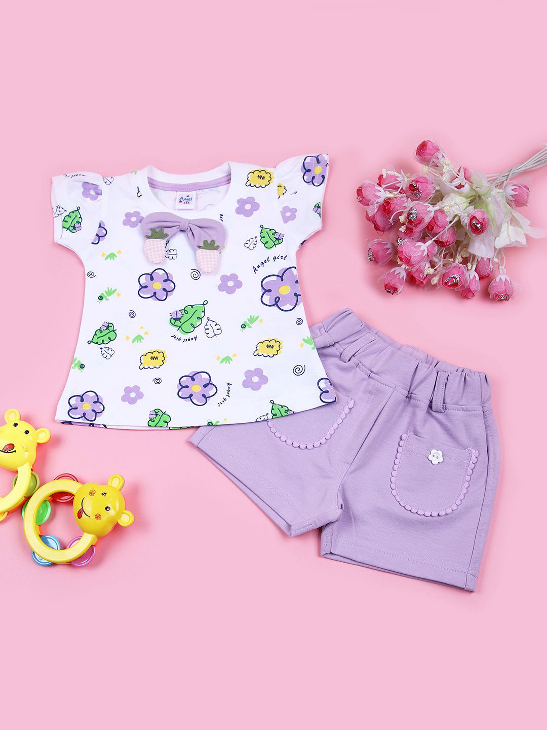 V-Mart Infant Girls Printed T-shirt With Shorts