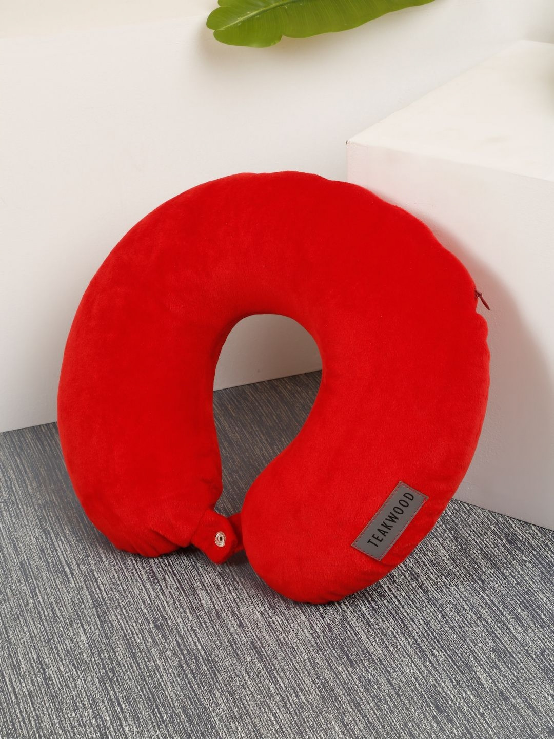 Teakwood Leathers T_NECKPILLOW_04RD Red Solid Faux Velvet Ultra Soft Memory Foam Travel Pillow-10 x 28 x 31 cm