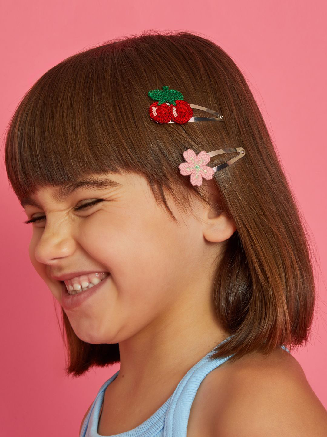 Accessorize Girls Pack of 4 Crochet Flower-Cherry Tic Tac Hair Clips