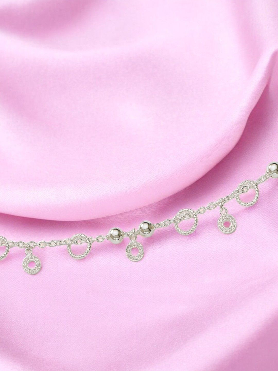 Taraash 925 Sterling Silver Circle Shaped Charm Anklet