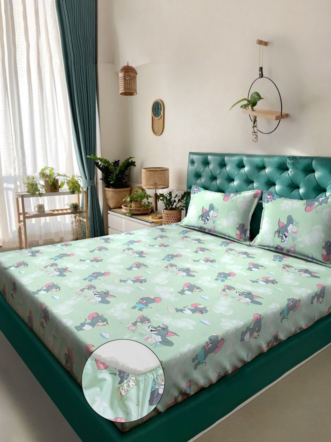 KLOTTHE Sea Green Cartoon Characters Pure Cotton 400 TC Fitted King Superfine Bedsheet with 2 Pillow Covers-89 x 59 inches