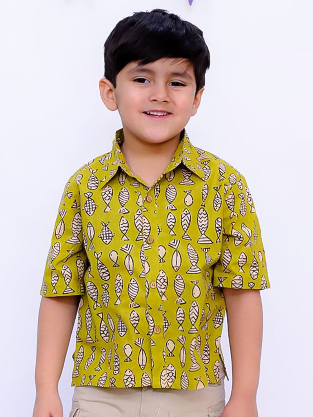 BownBee Boys Spread Collar Graphic Printed Cotton Casual Shirt