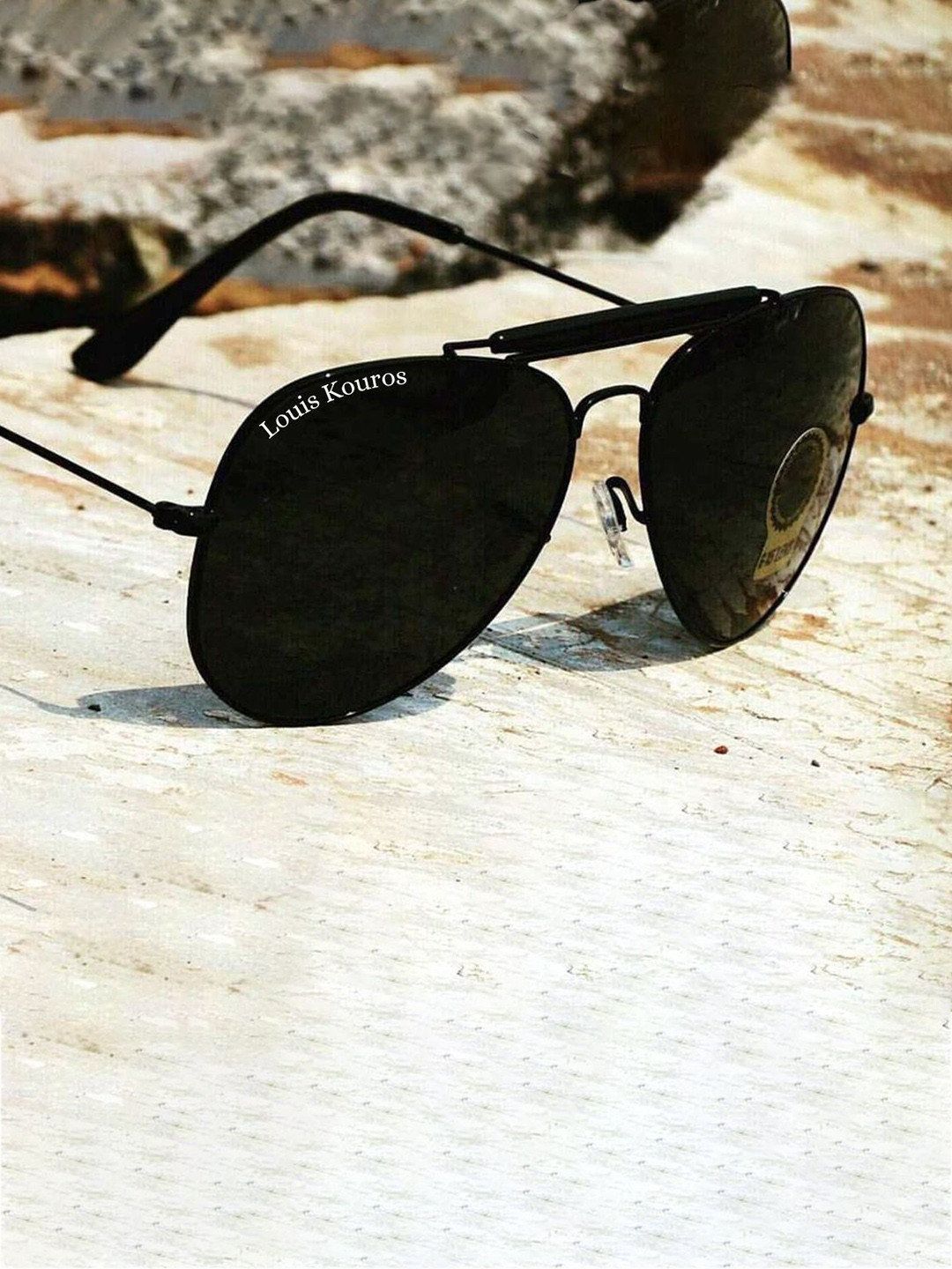 LOUIS KOUROS Unisex Black UV Protected Lens Novaper Aviator Sunglasses