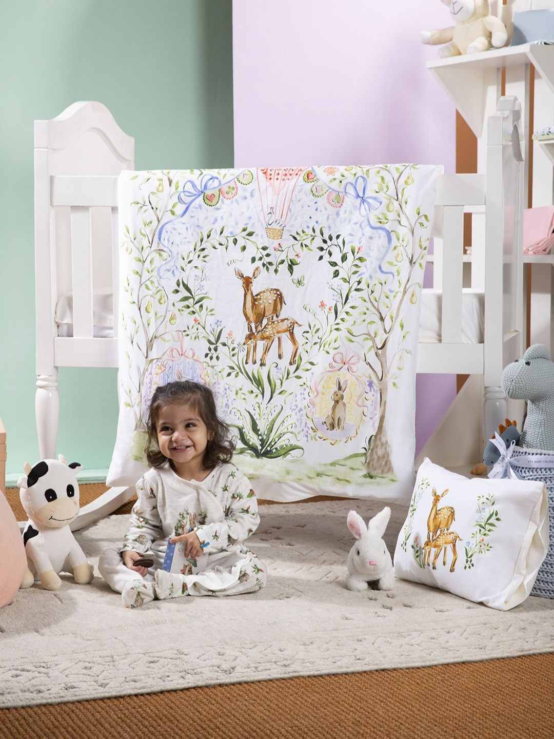 THE BABY TRUNK White Printed 210 GSM Egyptian Cotton AC Room Kids Comforter