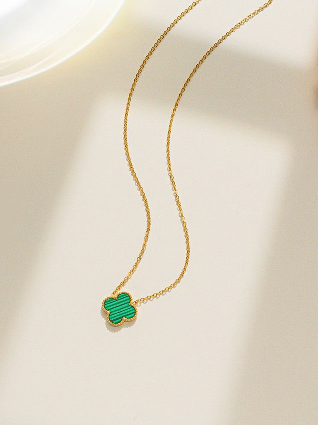 MEENAZ Stainless Steel Gold-Plated Artificial Stones Studded Minimal Clover Chain