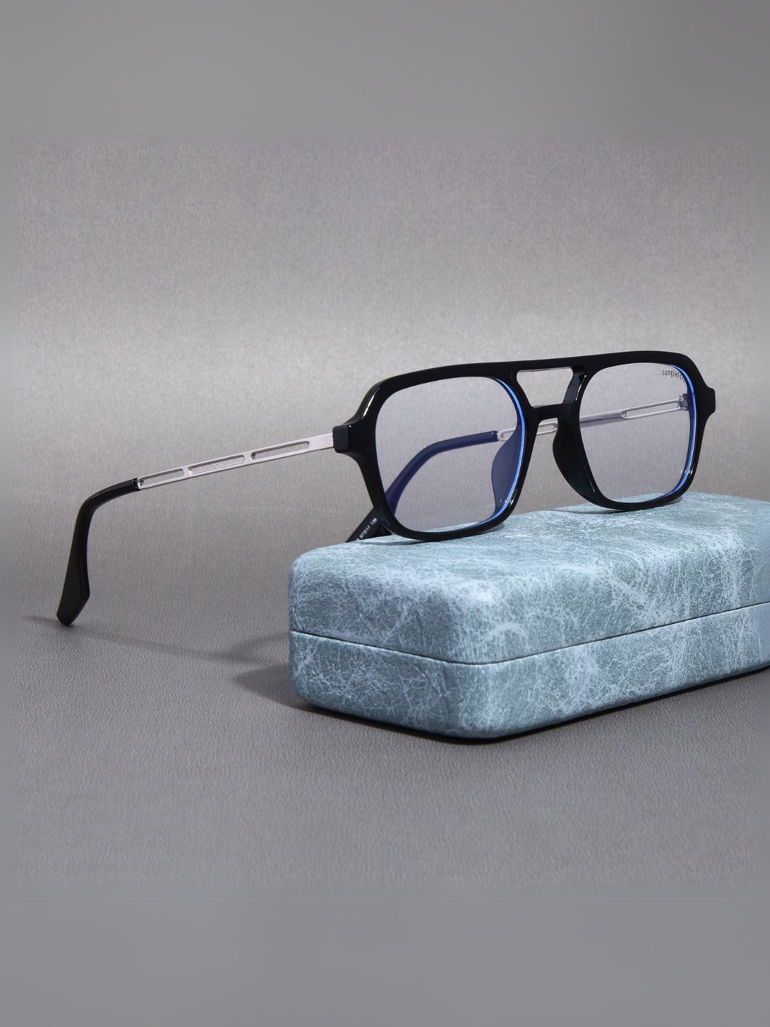 SUNGLASSIC Unisex Rectangle Sunglasses with UV Protected Lens COLTON-BLACK-CLEAR