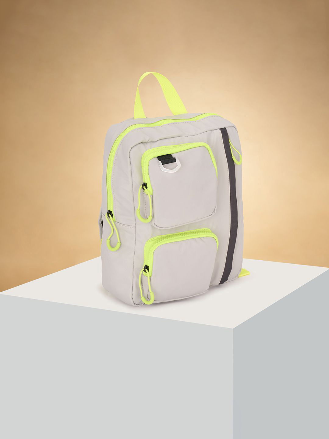 Pantaloons Junior Boys Ergonomic Multiple Pockets Backpack