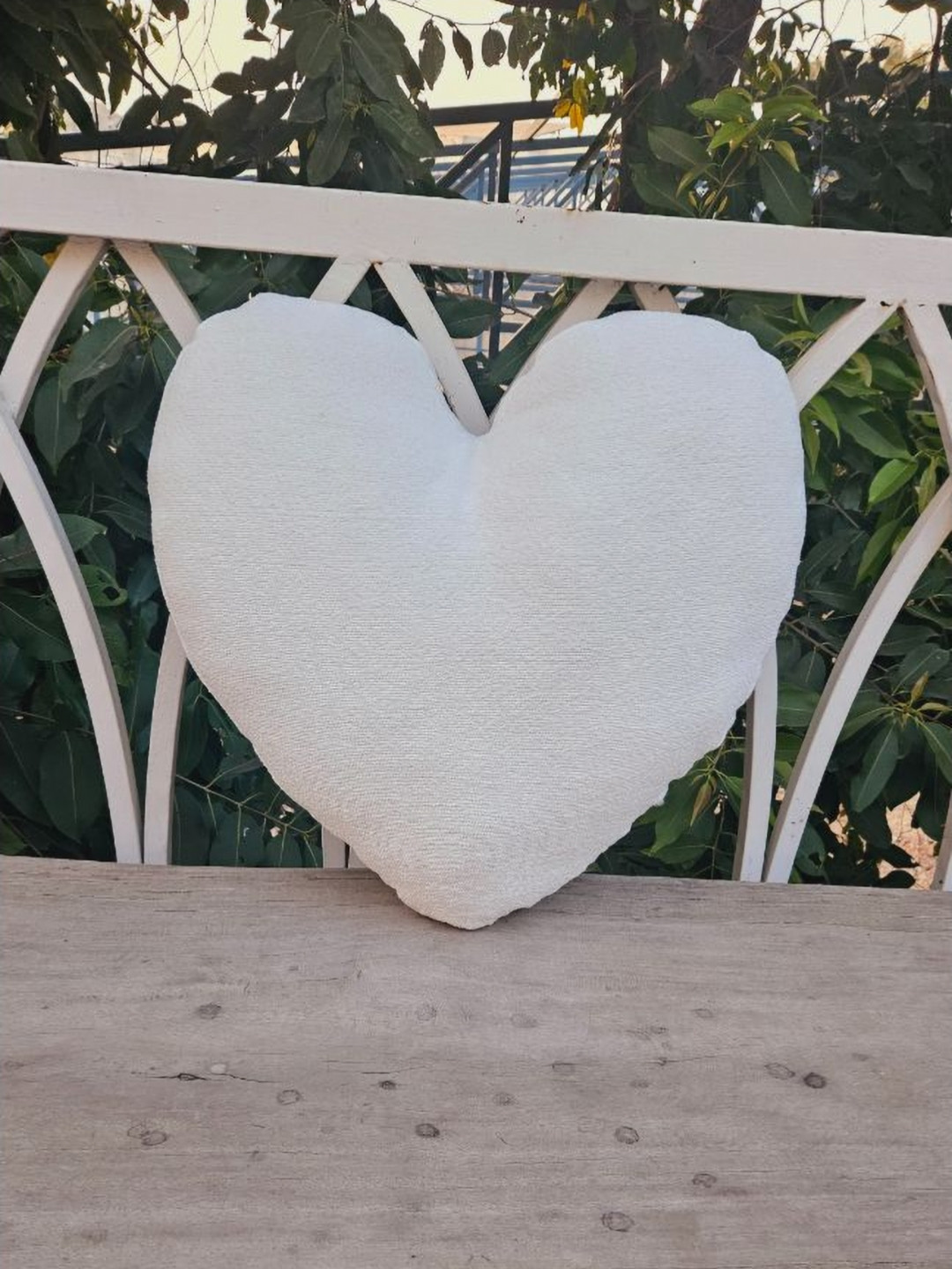 THROWPILLOW White Heart Shaped Valentines Cushion Cover