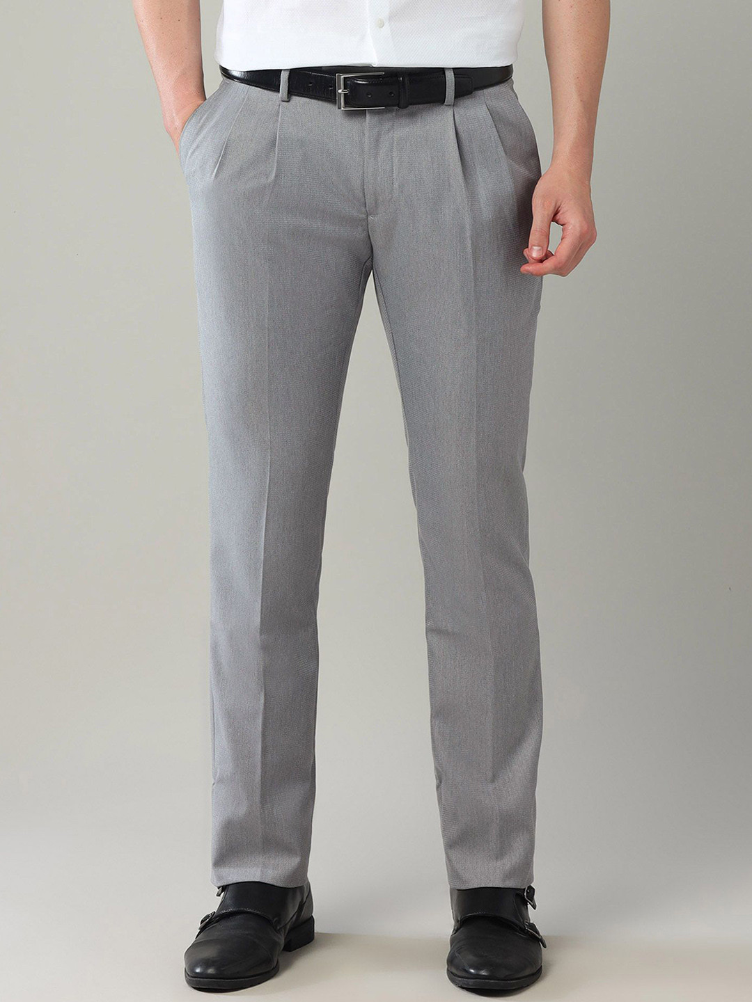 Arrow Men Smartflex Classic Regular Fit Pleated Formal Trousers