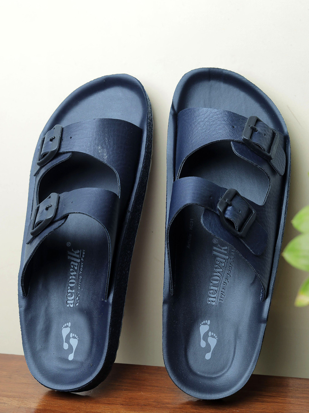 Aerowalk Men Sliders with Buchles