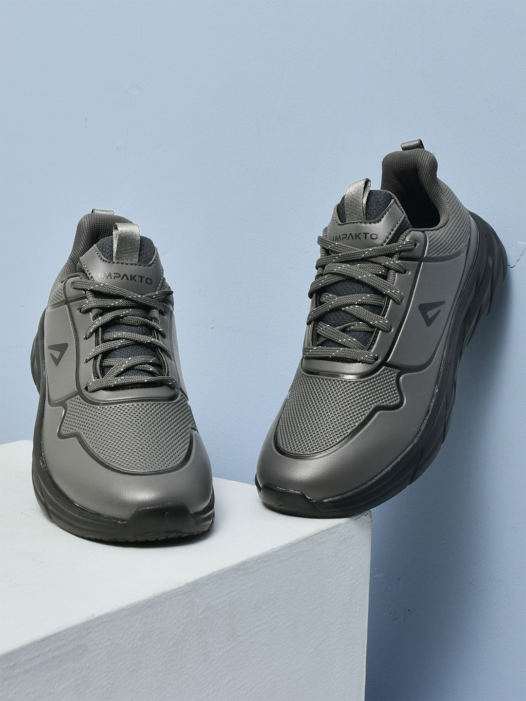 IMPAKTO Men Disruptor 2.0 Lightweight Jogging Shoes with Padded Insocks