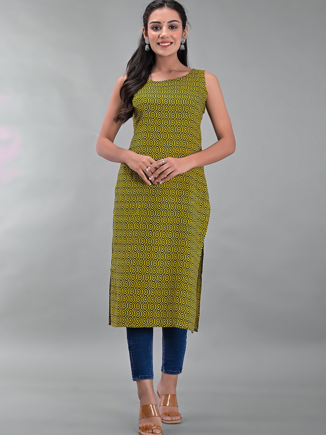 Clothy N Wave Geometric Printed Round Neck Straight Kurta