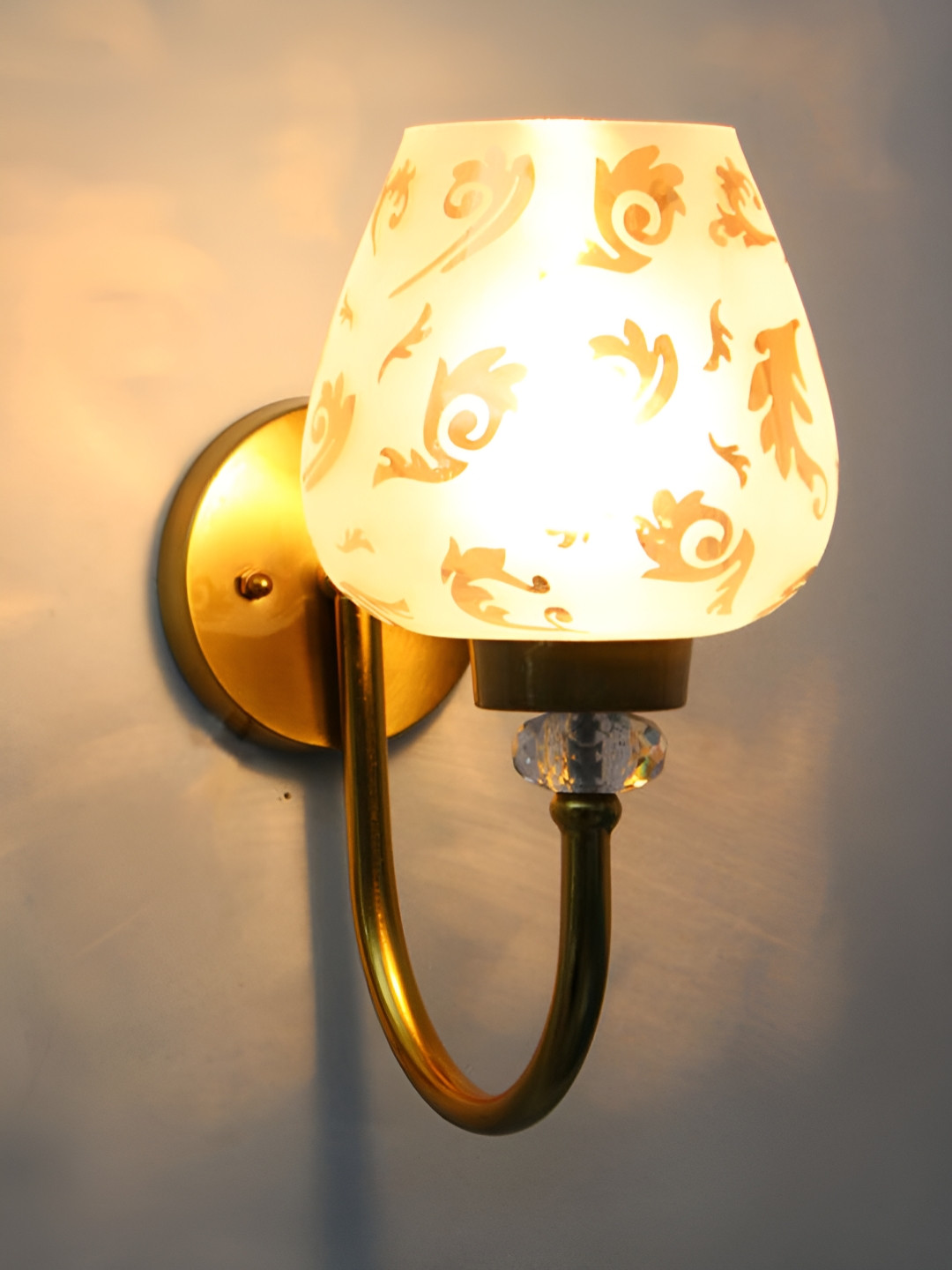 SHREE KALA HOME DECOR Elegant Vintage Gold-Toned Floral Design Abstract Shaped Wall Lamp