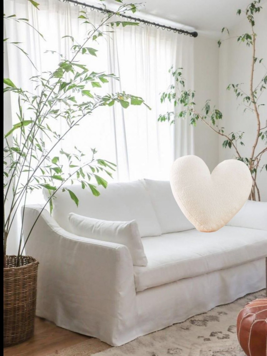 THROWPILLOW White Heart Shaped Valentine Cushion Cover