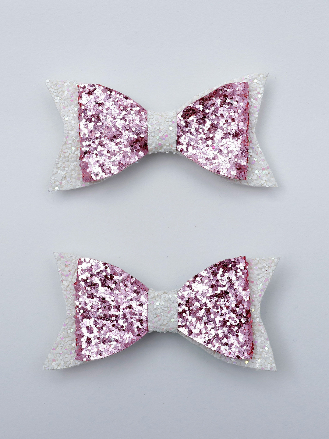 Daizy Girls Set Of 2 Shimmer Bow Clip Pink And White