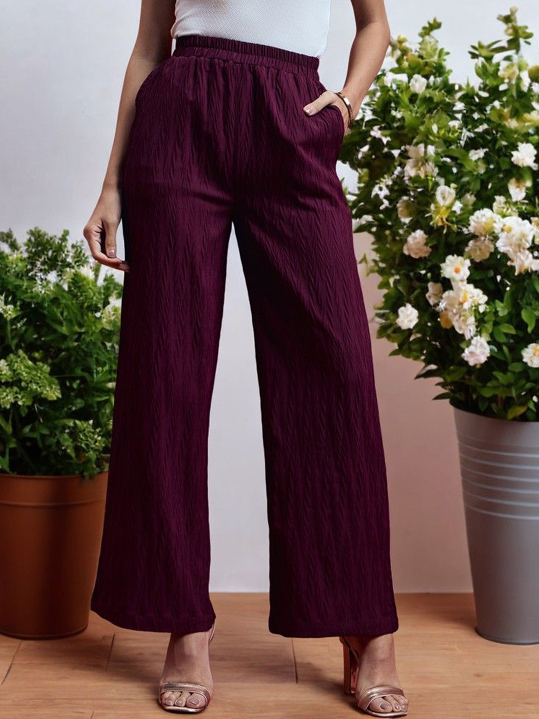 ANJIR Women Textured Relaxed Regular Fit High-Rise Flat-Front Regular Trousers