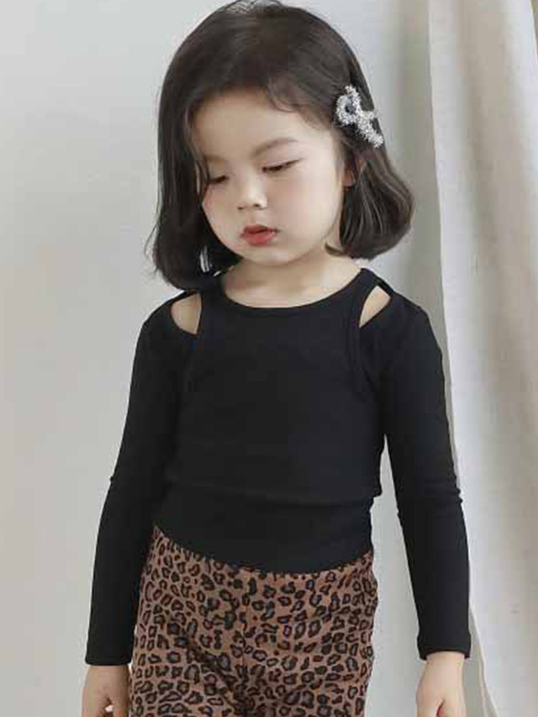 LULU & SKY Girl Cut-out Cold-Shoulder Regular Fitted Top