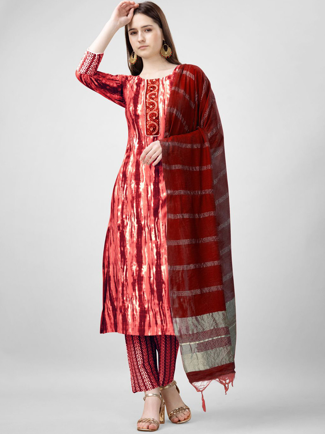 ARADHNA FASHION Shibori Dyed Thread Work Straight Kurta With Trousers And Dupatta