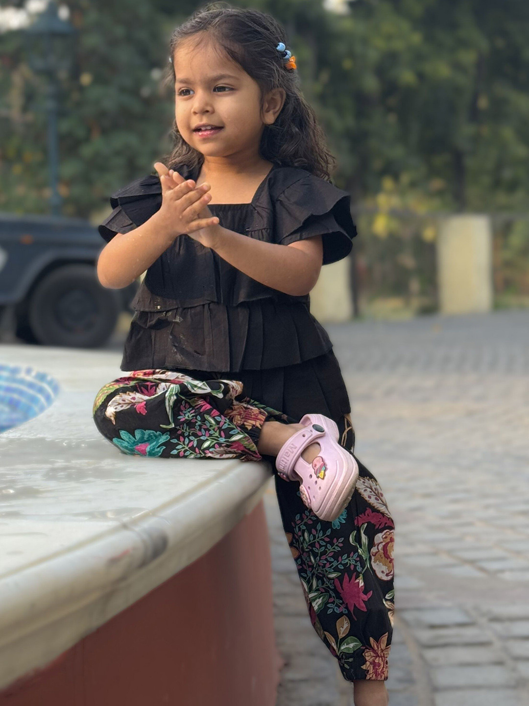 Peekaaboo Kids Girls Ikigai Printed Square Neck Pure Cotton Top With Jogger