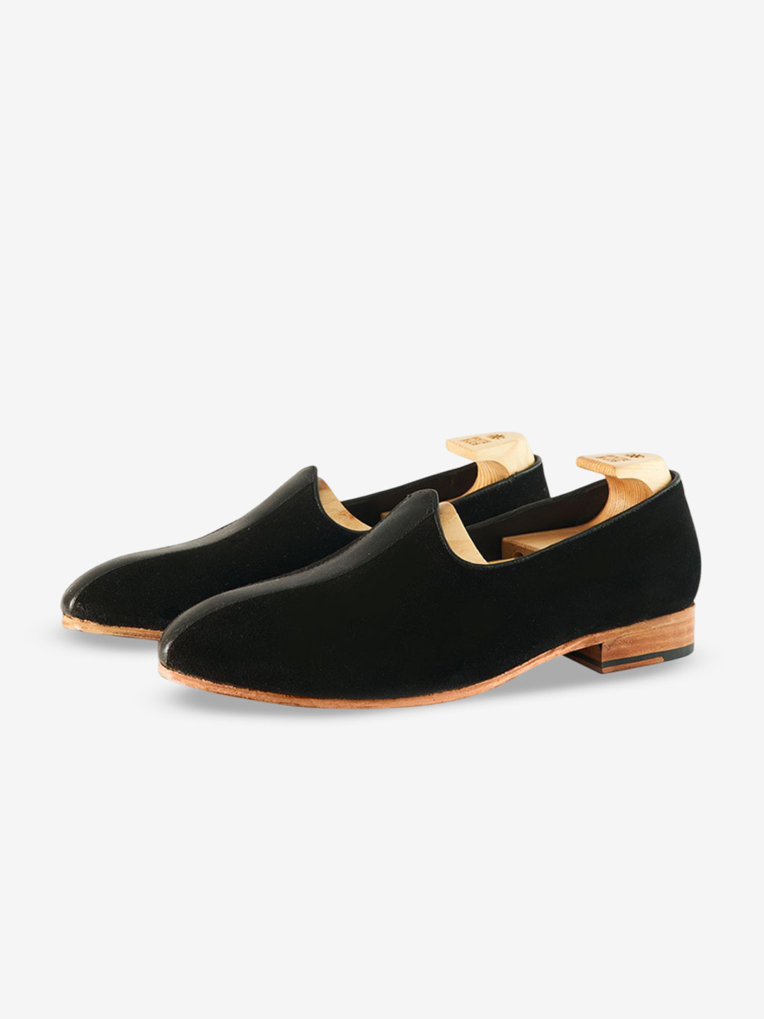 Whitemuds Men Alwar Leather Slip On Jutiies