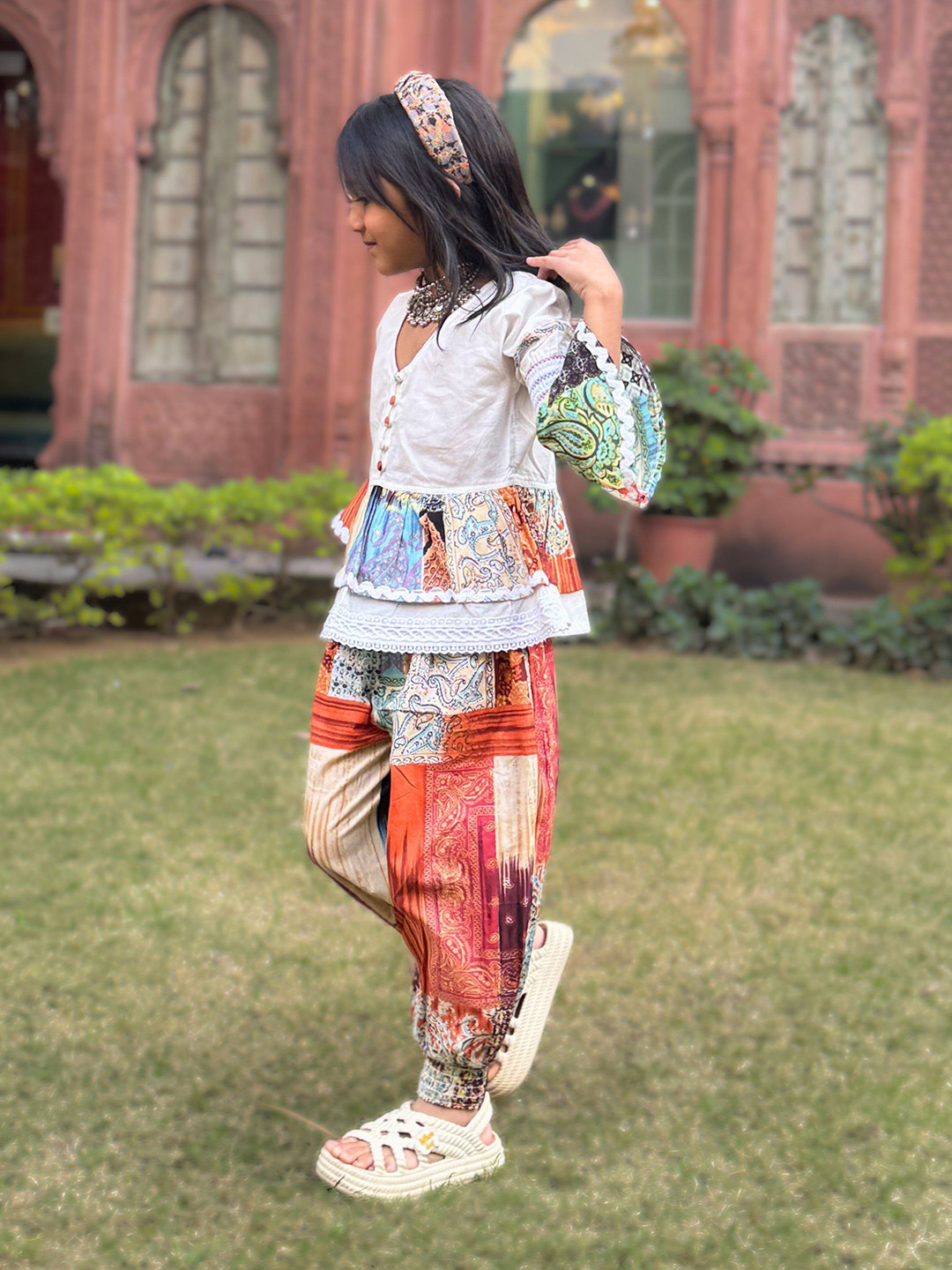 Peekaaboo Kids Girls Aryaa Printed V-Neck Pure Cotton Top With Trouser