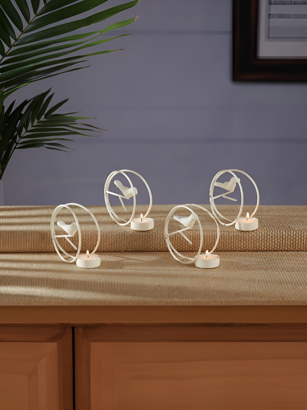 Homspurts White 4 Pieces Metal Candle Holders