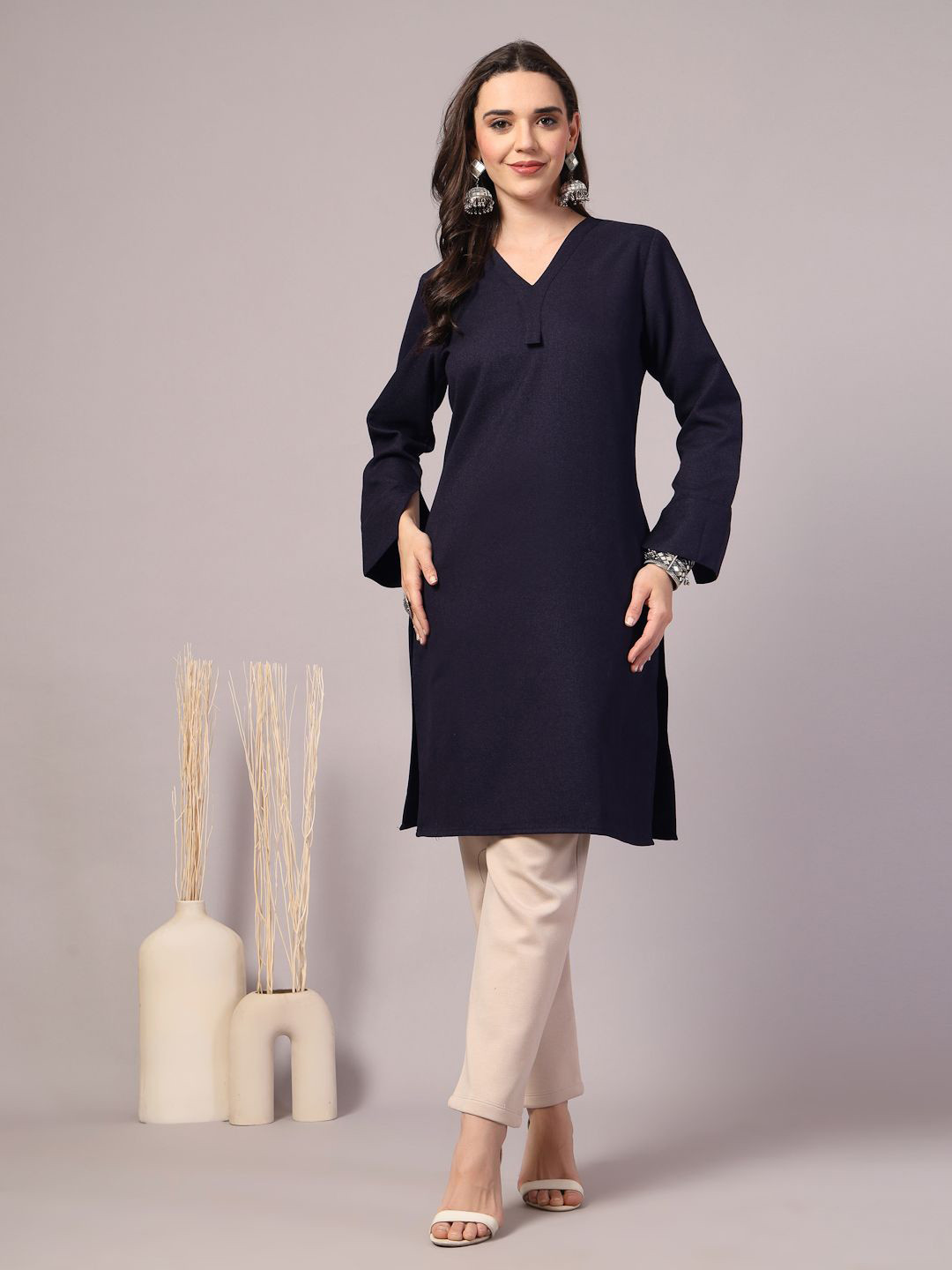 KALINI V-Neck Kurti