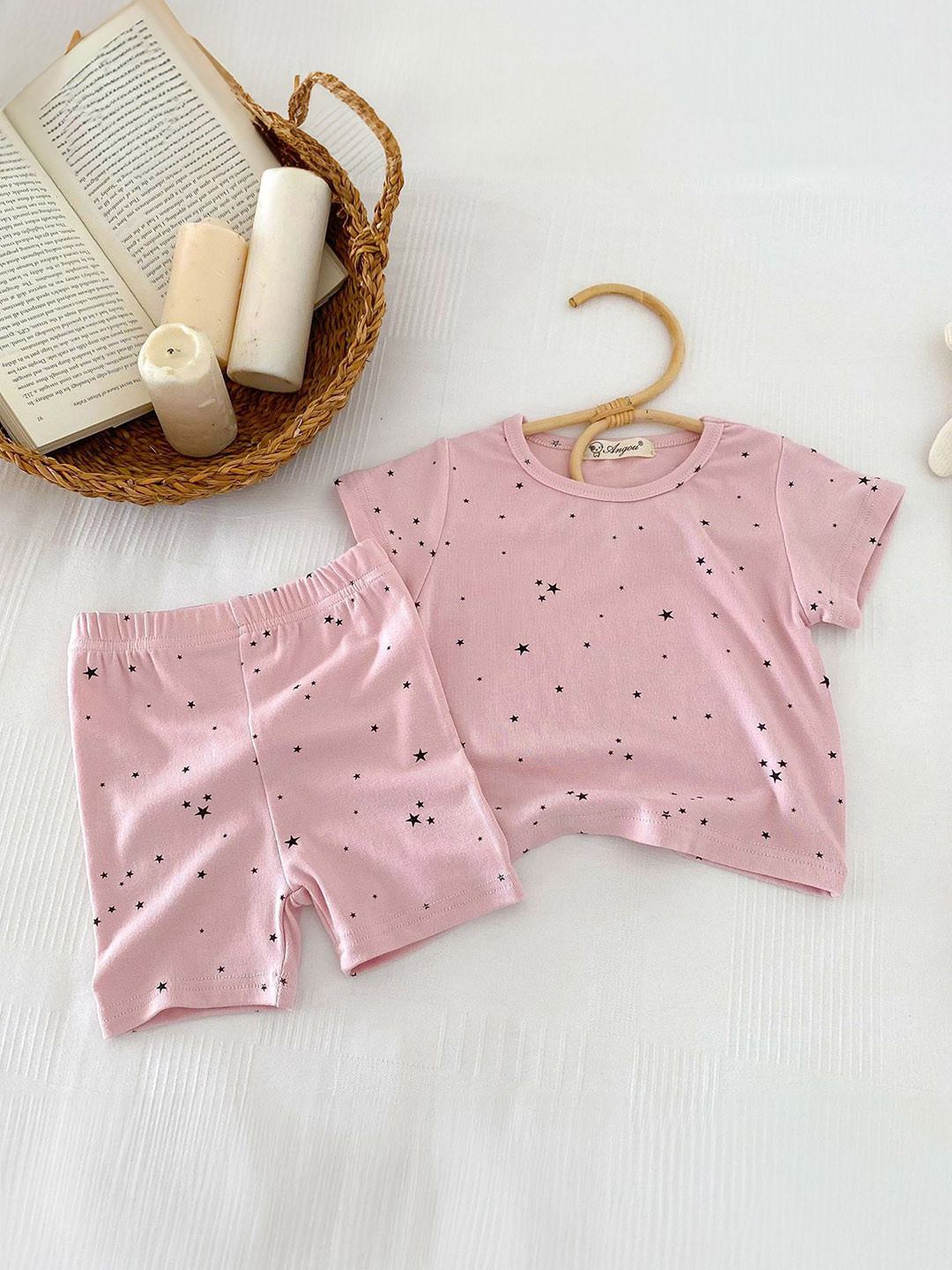 LULU & SKY Girls Printed T-shirt and Shorts Night suit