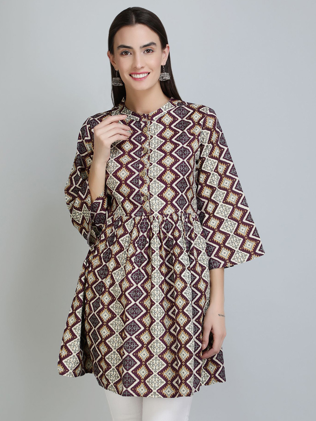 DHABHAI Women Geometric Print Round Neck Three-Quarter Sleeves Top
