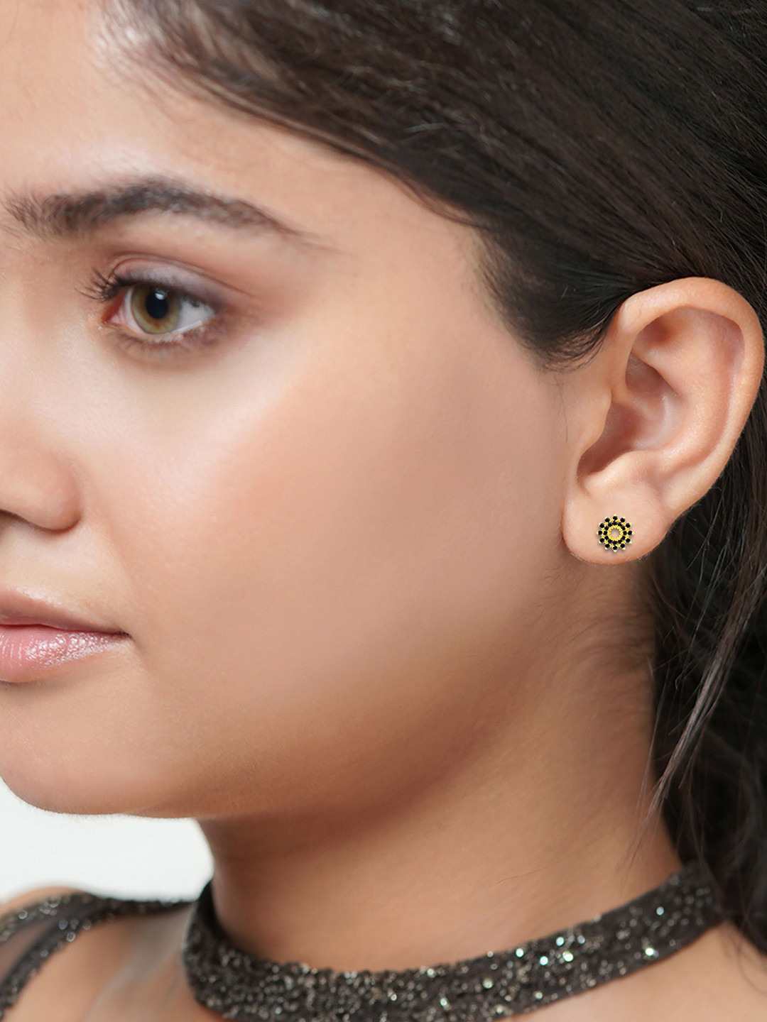 BHIMA 22K BIS Hallmark 916 Purity Yellow Gold Black Stone Stud Earring