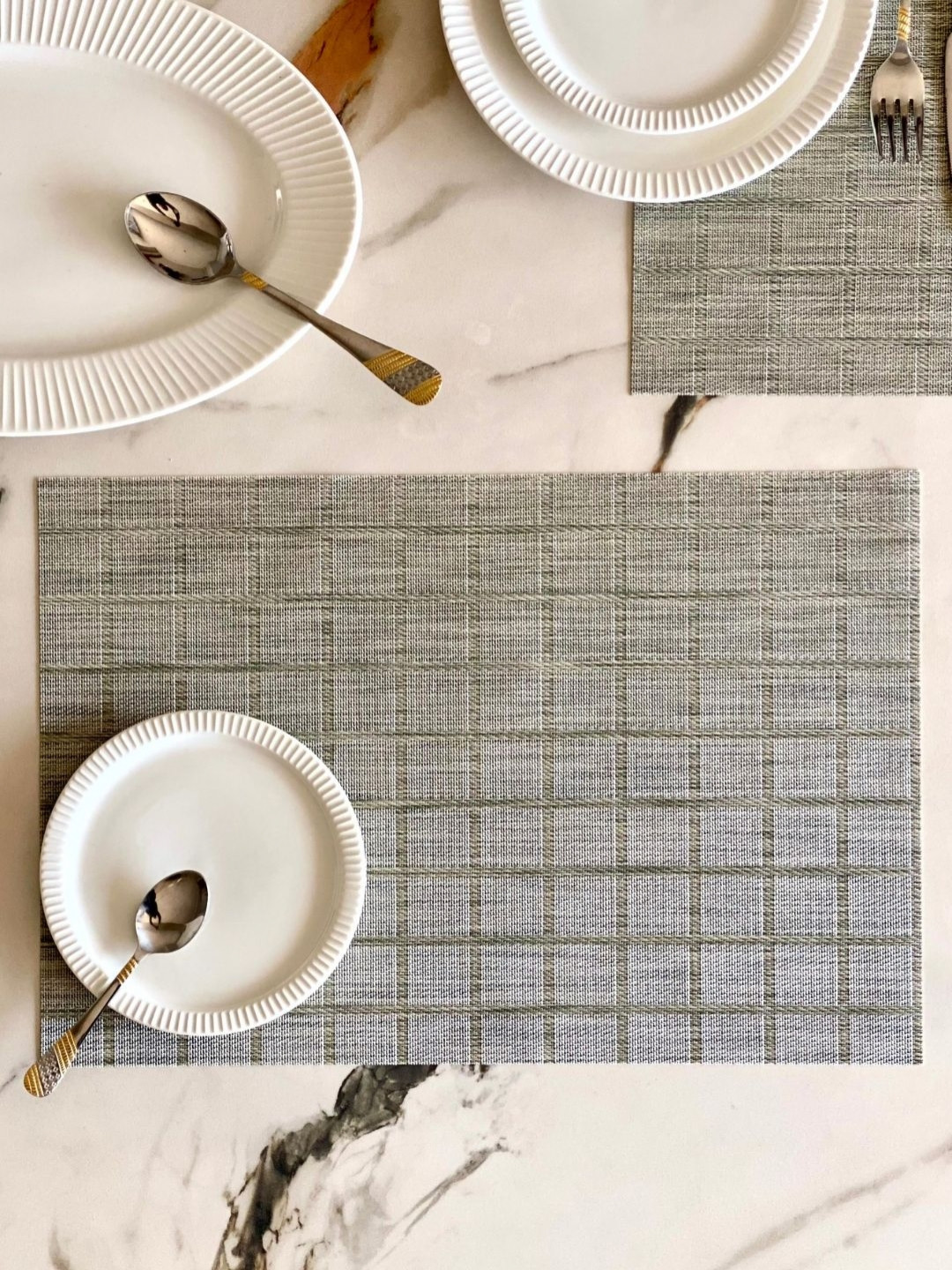 Mason Home Arcane Grey & White 6 Pieces Checked Rectangle Shaped Table Placemats