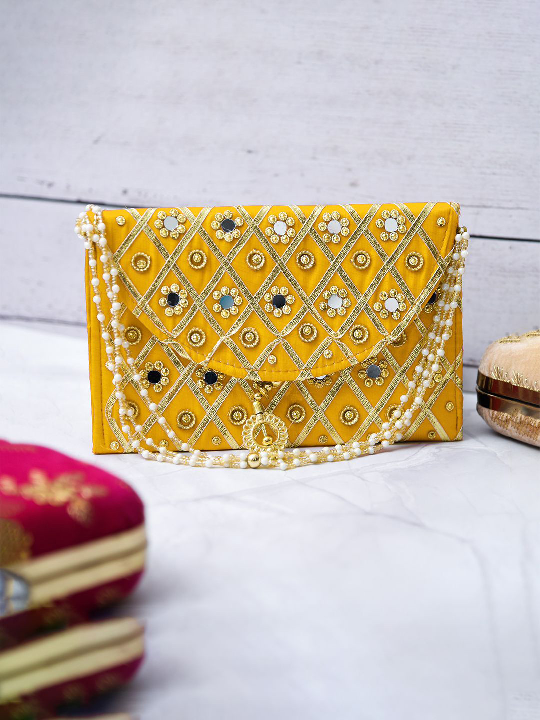 Kuber Industries Embellished Woman Hand Purse Clutch With Handle