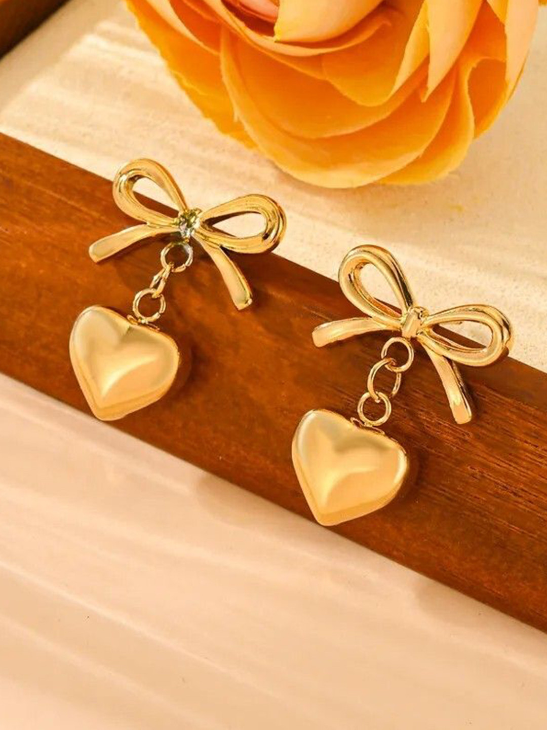 Aviksha Creations Womens 18k Gold Necklace Set with Paired Bow Earrings