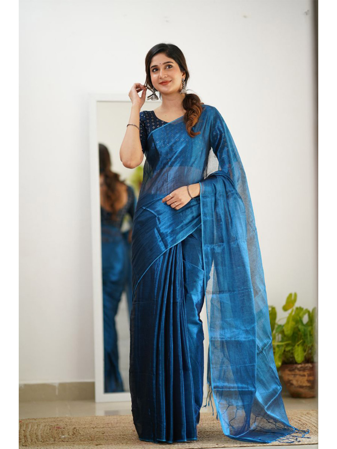 Sutisancha Women Indigoblue Handloom Tissue Saree With Designer Blouse