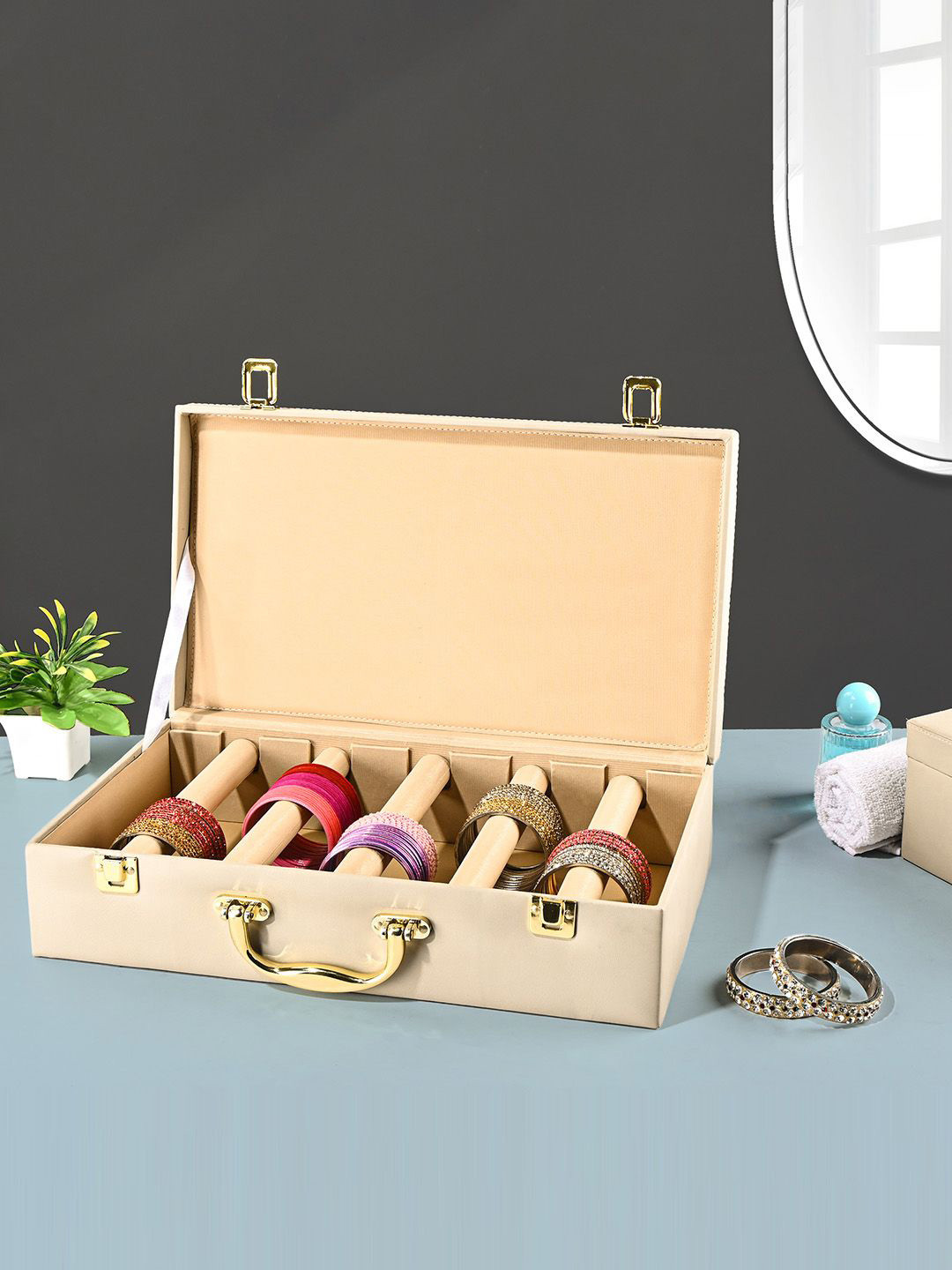 Kuber Industries Beige and Gold-Toned Faux Leather Bangle Box Jewellery Organiser