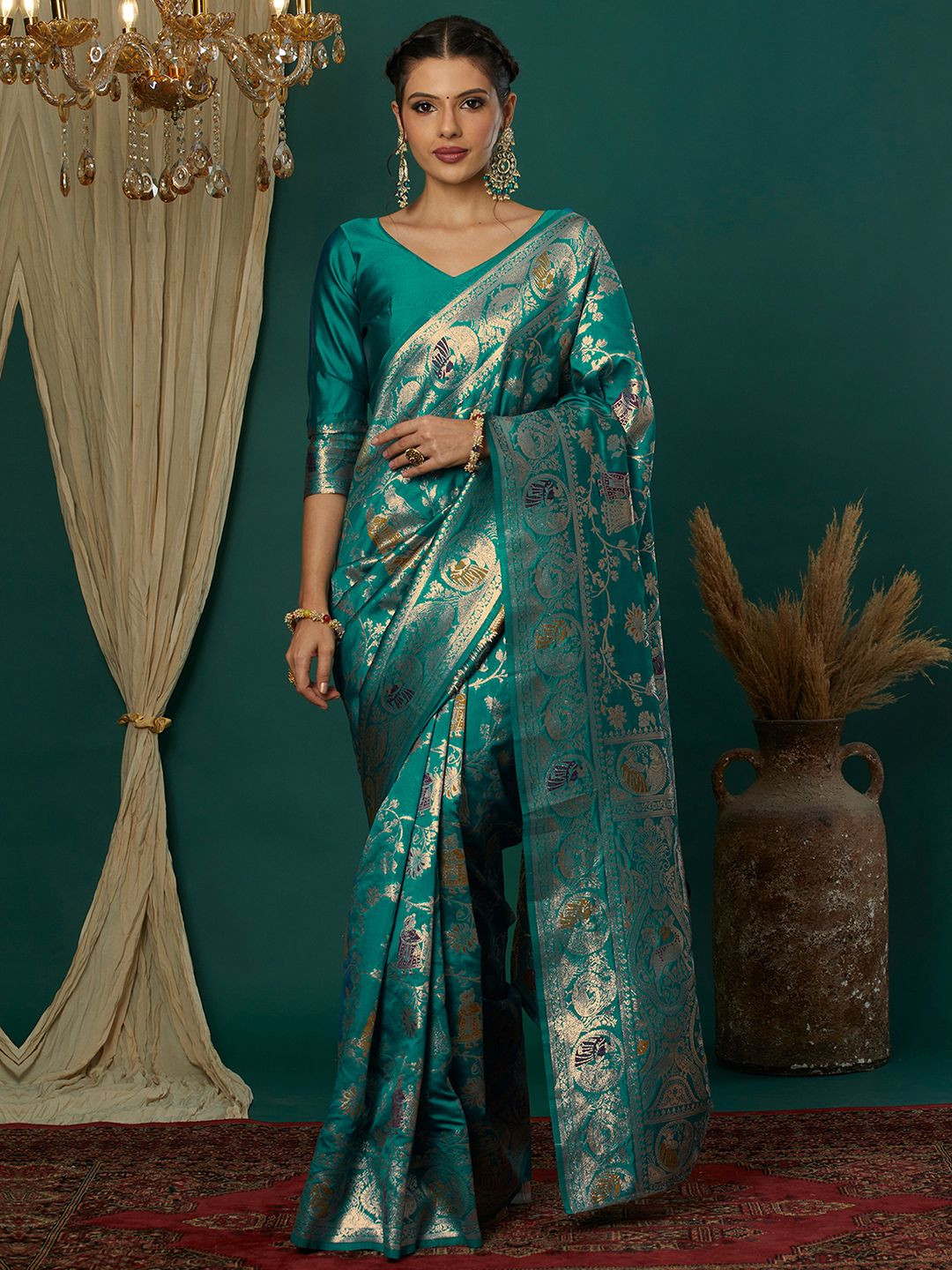 Satrani Ethnic Motifs Woven Design Zari Banarasi Saree