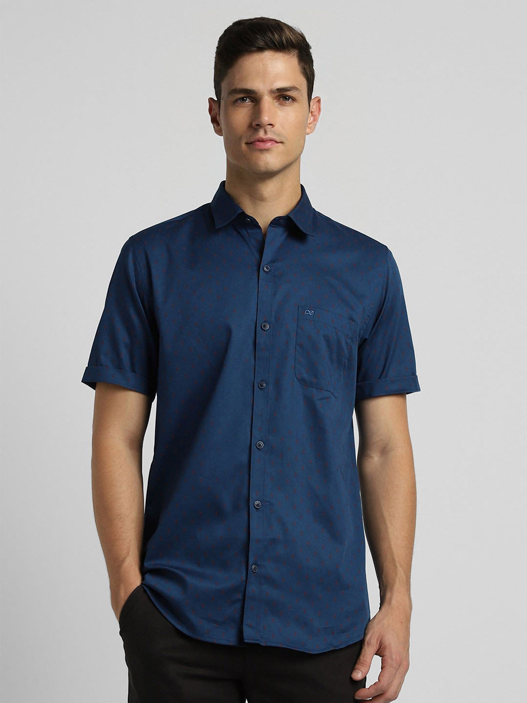 Peter England Casuals Men Slim Fit Spread Collar Micro Ditsy Printed Cotton Casual Shirt
