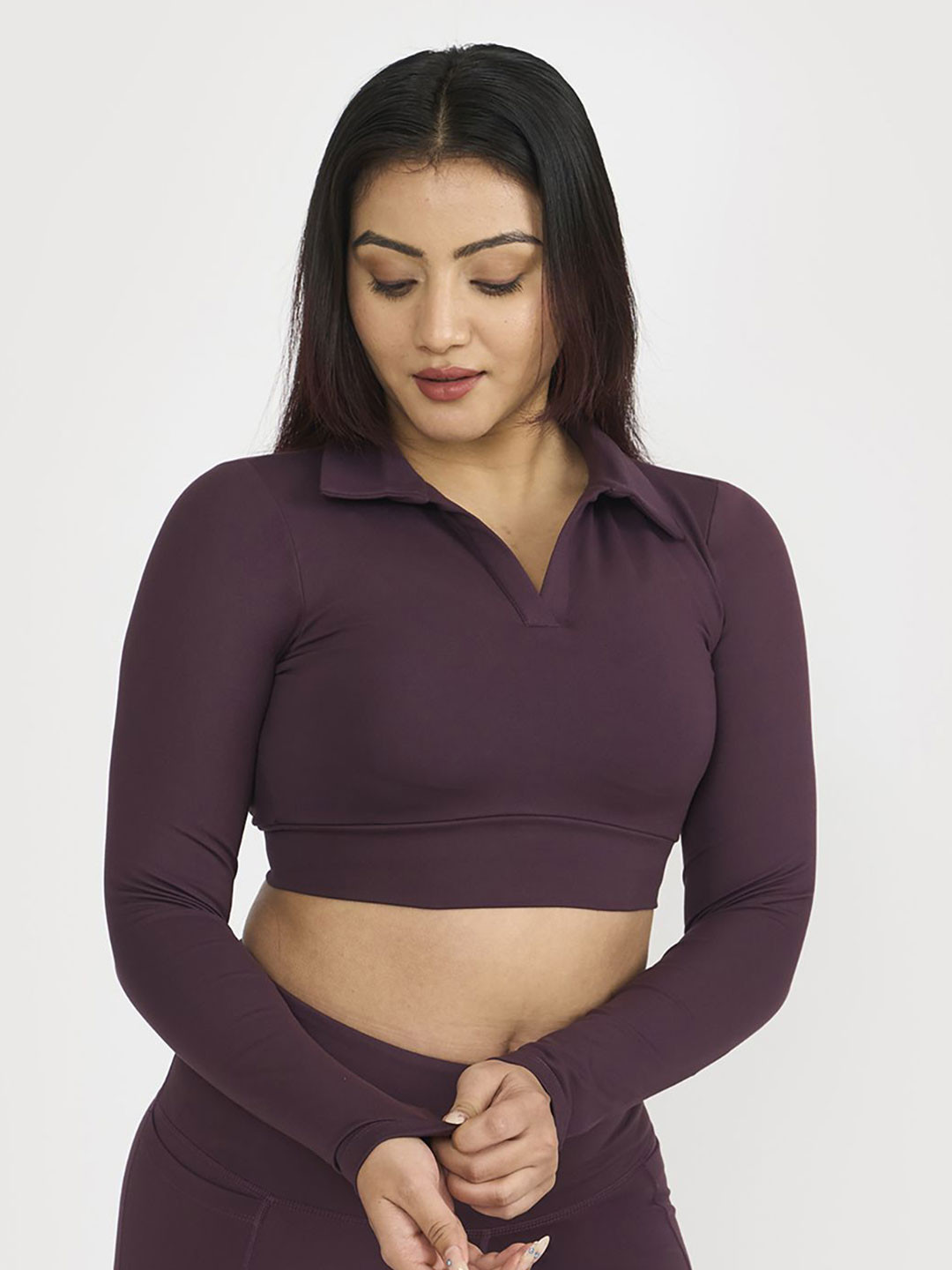 Hunnit Women Zen Full Sleeves Polo Neck In-Built Sports Bra Crop Top Activewear
