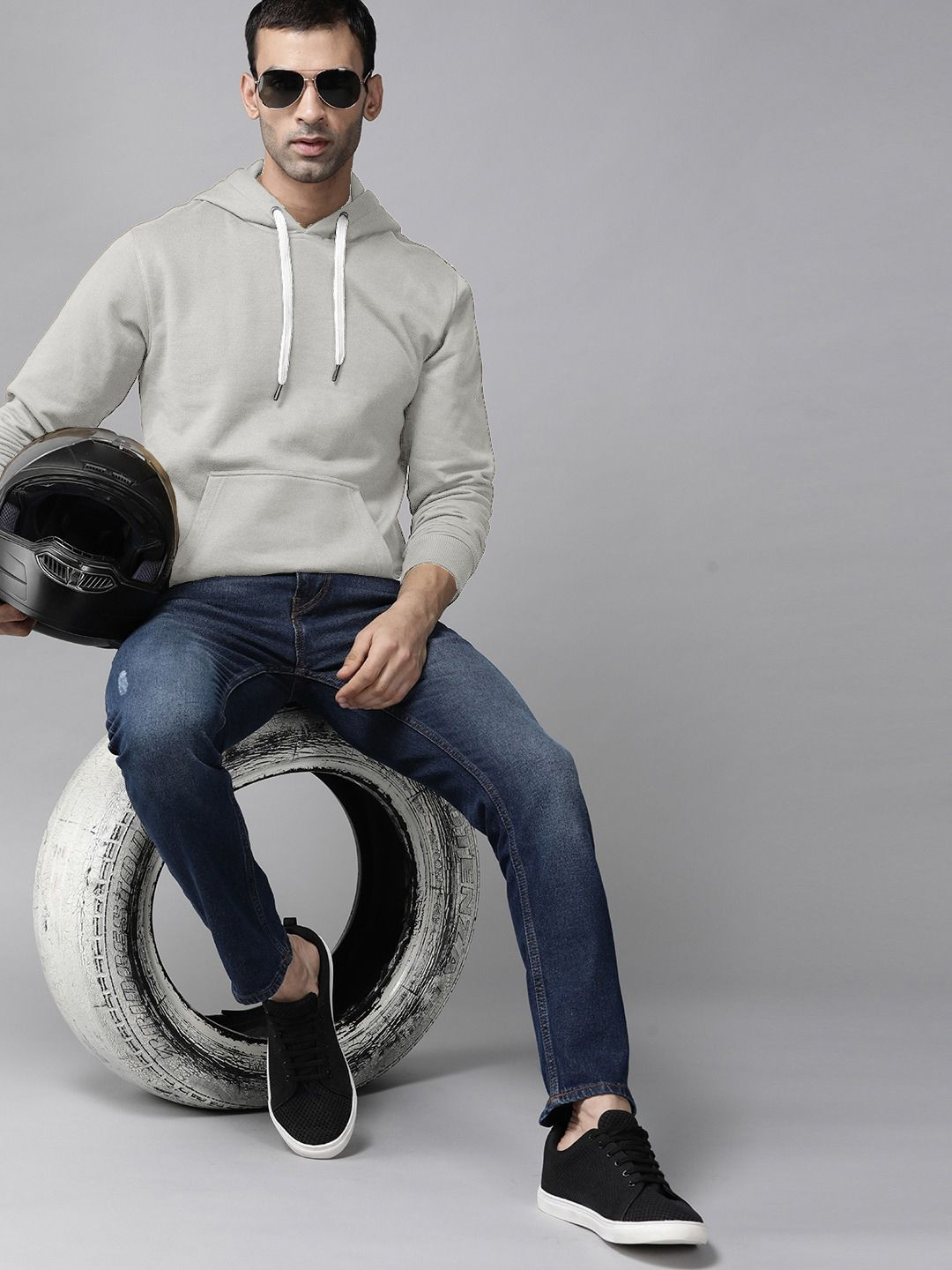 ELLITI Men Hooded Sweatshirt