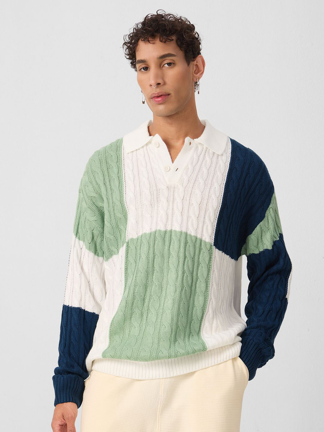 The Souled Store Men Shirt Collar Colourblocked Sweatshirt