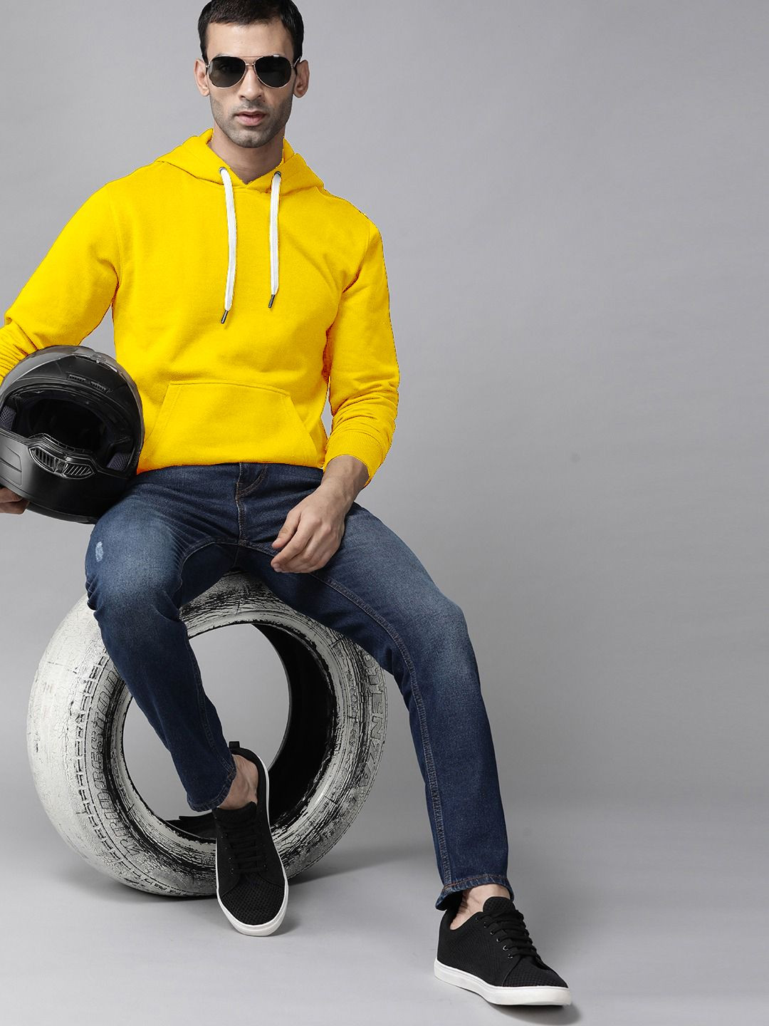 ELLITI Men Hooded Sweatshirt