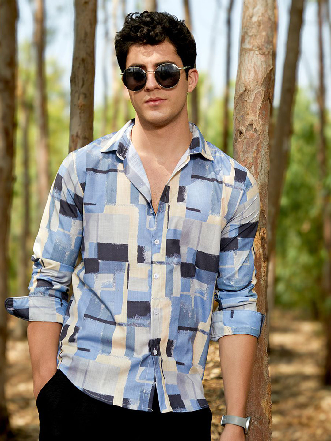 CAHOOT Men Regular Fit Abstract Printed Casual Shirt