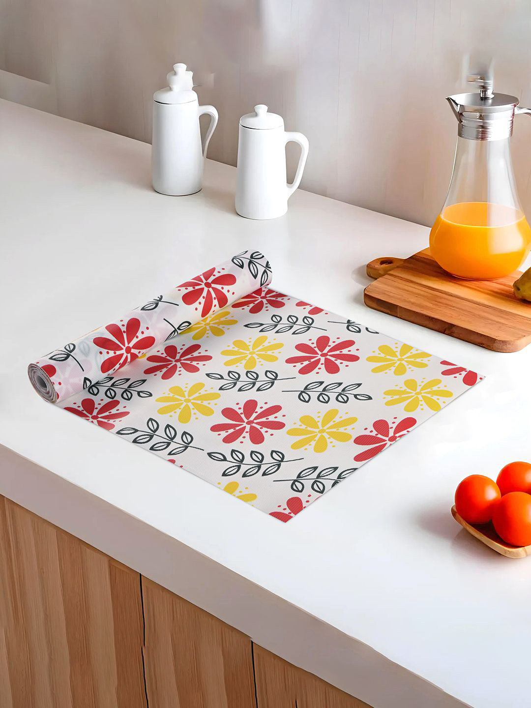 Kuber Industries White Set of 1 Water Resistant 5 Mtr EVA Kitchen Shelf Liner Organisers