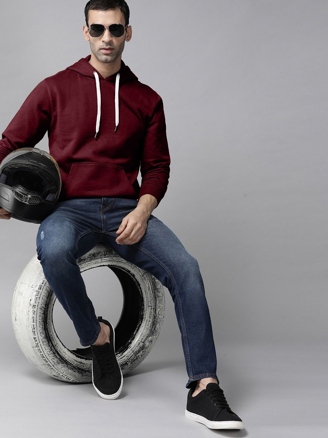 ELLITI Men Hooded Sweatshirt