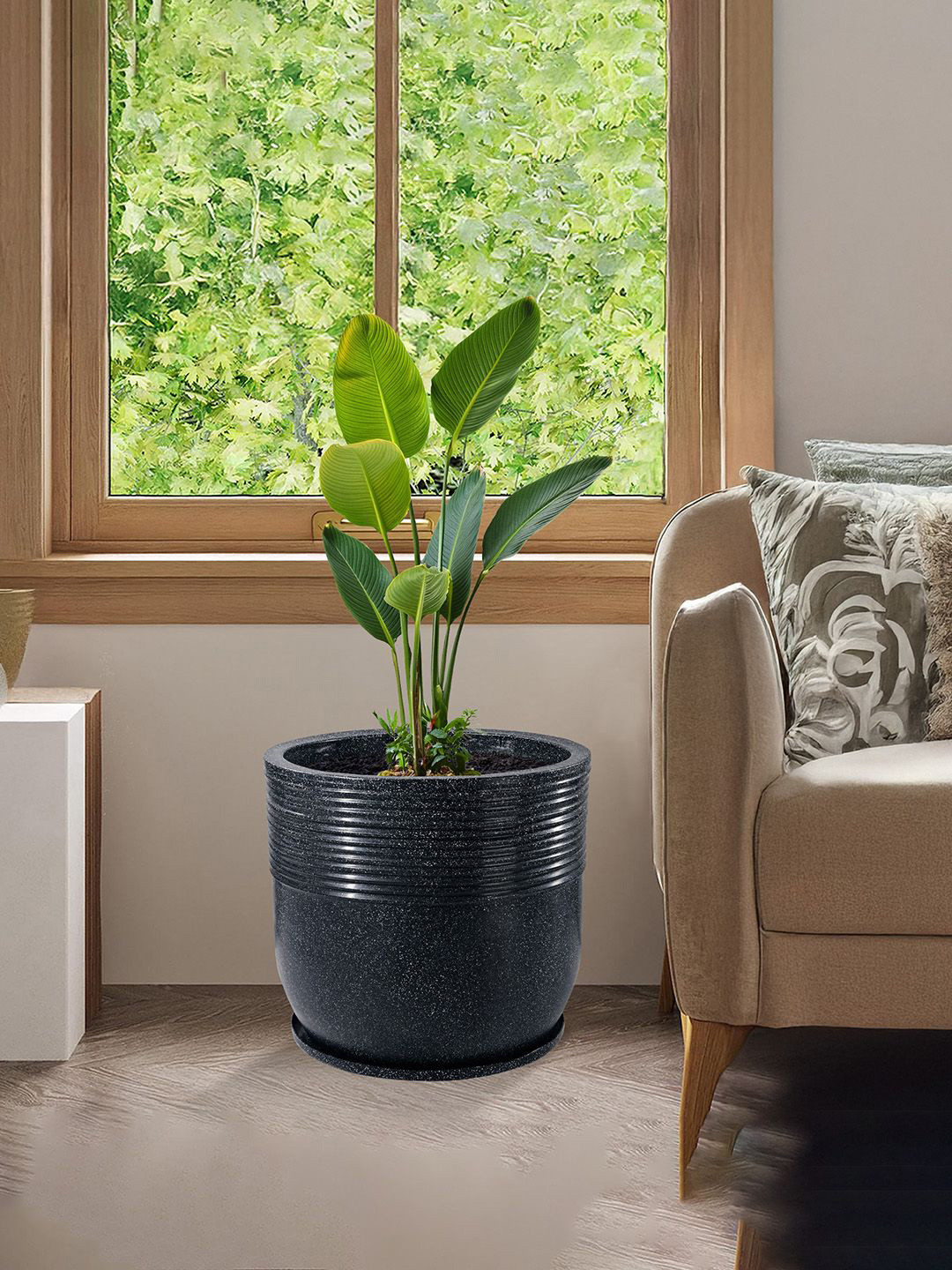 Kuber Industries Black Textured Roto Mould Flower Planters With Tray