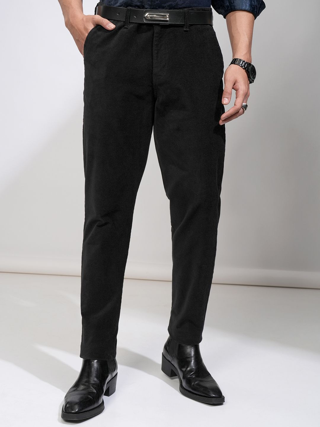 HIGHLANDER Men Corduroy Textured Slim Fit Smart Pant