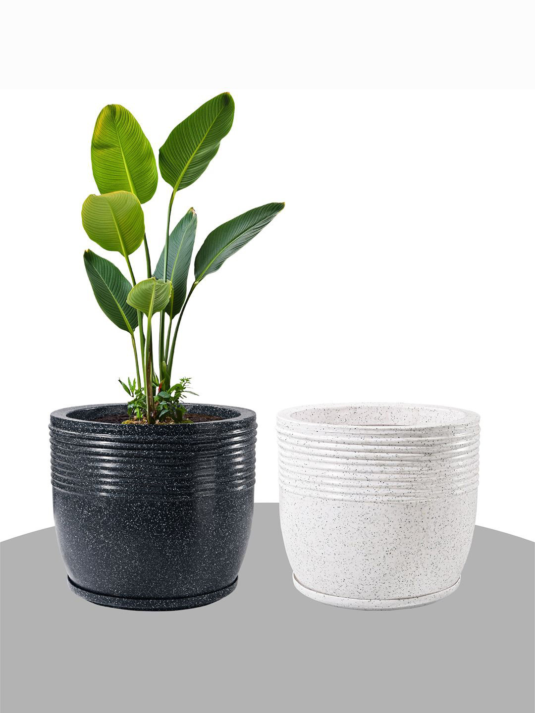 Kuber Industries 2 Pcs Black & White Textured Roto Mould Flower Planters With Tray