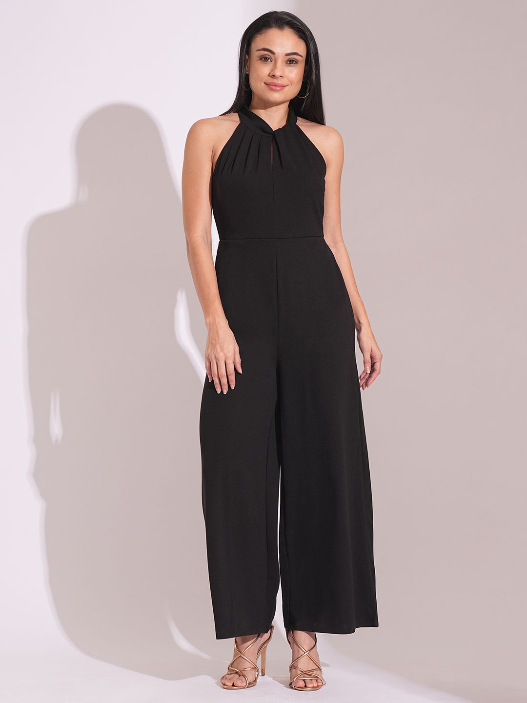 Globus Twisted Pleated Detail Keyhole Halter Neck Wide Leg Workwear Jumpsuit