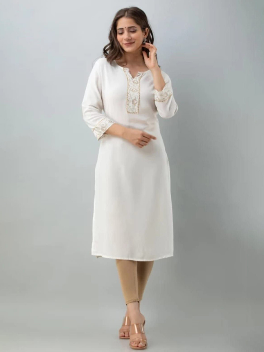 MUKARANIYA Floral Printed Yoke Design Notch Neck Gotta Patti Straight Kurta