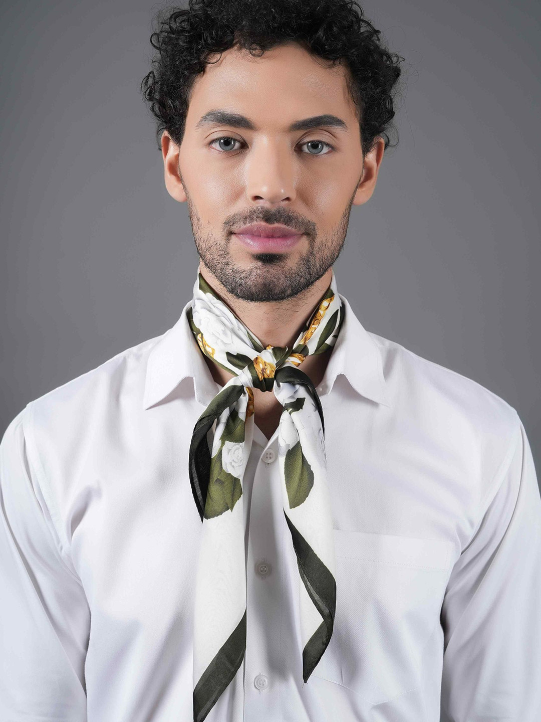 Tossido Men Floral Printed Neckerchief